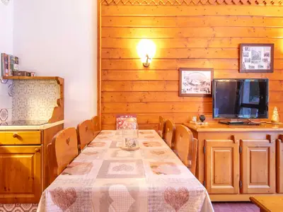 DiningRoom