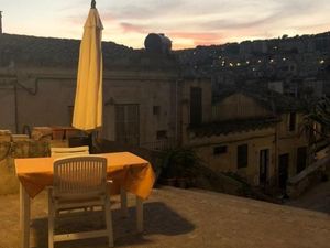 24016250-Ferienwohnung-11-Modica-300x225-1