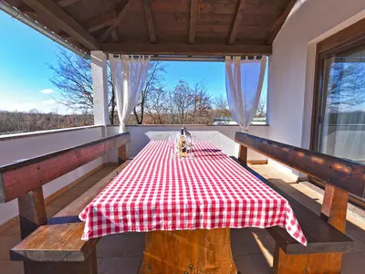 Ferienwohnung für 8 Personen (120 m²) in Modrušani 9/10