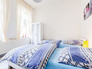 22338363-Ferienwohnung-3-Mönchengladbach-300x225-2