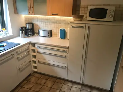 KITCHEN, INSIDE