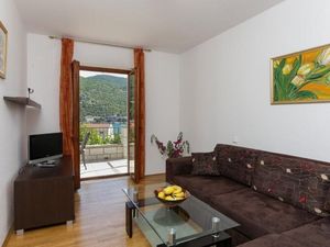 24057378-Ferienwohnung-4-Mokošica-300x225-1