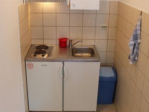 24057503-Ferienwohnung-4-Mokošica-300x225-3