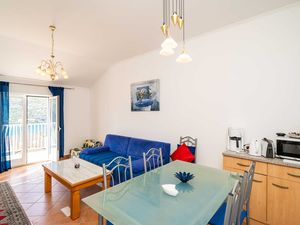 24058042-Ferienwohnung-3-Mokošica-300x225-5