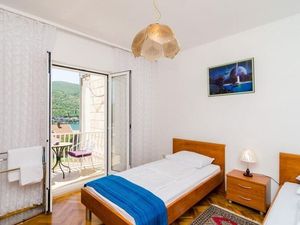 24058043-Ferienwohnung-8-Mokošica-300x225-2