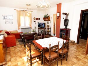 18693992-Ferienwohnung-6-Molat-300x225-4