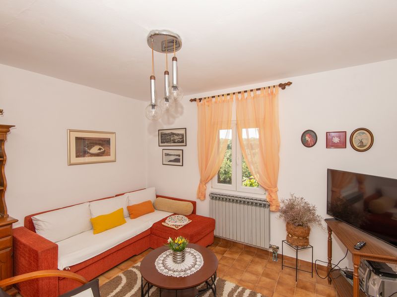 23929056-Ferienwohnung-6-Molat-800x600-1