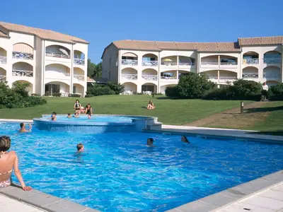 PoolOfHouse