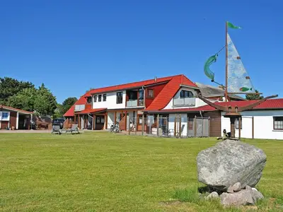 Ferienwohnung für 2 Personen (58 m²) in Lobbe (Rügen) 1/10