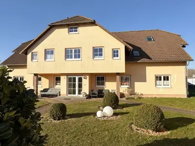 Ferienwohnung für 5 Personen (87 m²) in Lobbe (Rügen) 1/10