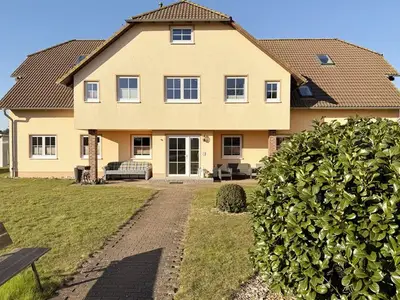 Ferienwohnung für 5 Personen (87 m²) in Lobbe (Rügen) 2/10