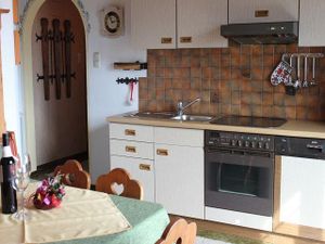 23044519-Ferienwohnung-4-Mondsee-300x225-2