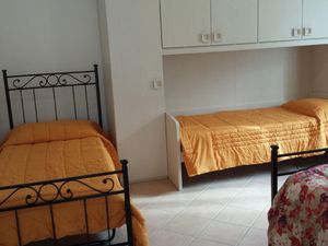 23577414-Ferienwohnung-4-Moneglia-300x225-4