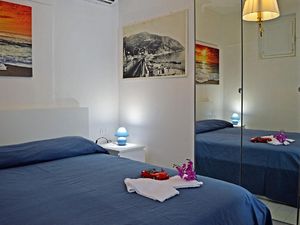 22921301-Ferienwohnung-4-Moneglia-300x225-5