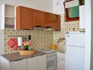 23357506-Ferienwohnung-4-Moneglia-300x225-3