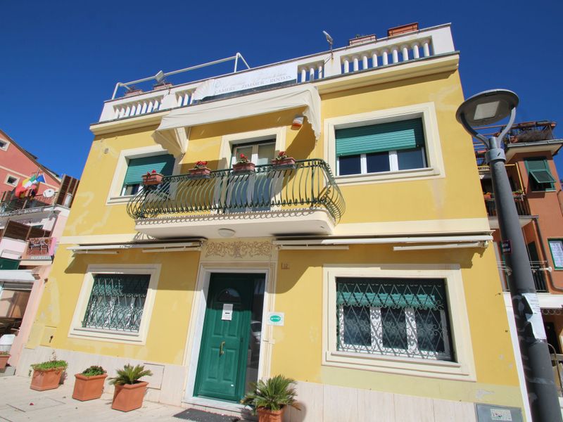 23846288-Ferienwohnung-5-Moneglia-800x600-0