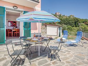 23724537-Ferienwohnung-4-Moneglia-300x225-3