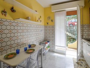 24016453-Ferienwohnung-8-Moneglia-300x225-2