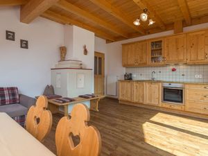 Ferienwohnung für 8 Personen (69 m²) in Monguelfo