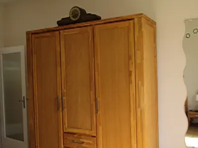 holzschrank416822