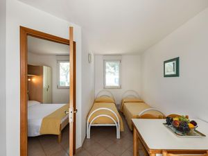 22954913-Ferienwohnung-4-Monopoli-300x225-1