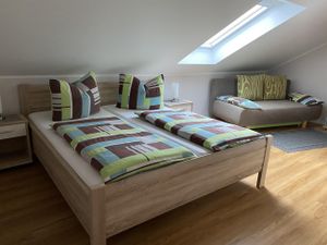 19027564-Ferienwohnung-4-Monreal-300x225-4