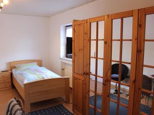 19367457-Ferienwohnung-1-Montabaur-300x225-3