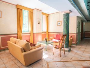 19344746-Ferienwohnung-2-Montbrun Les Bains-300x225-4