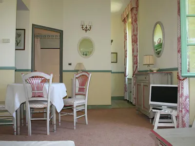 DiningRoom