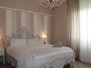 23345439-Ferienwohnung-4-Montecarlo-300x225-5