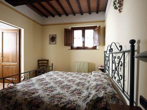 23333710-Ferienwohnung-4-Montepulciano-300x225-5