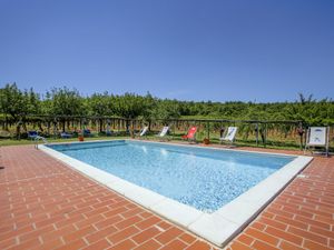 23850792-Ferienwohnung-6-Monteriggioni-300x225-3