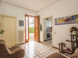 23758306-Ferienwohnung-4-Monteriggioni-300x225-2