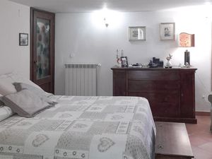 24002769-Ferienwohnung-4-Montescudaio-300x225-3