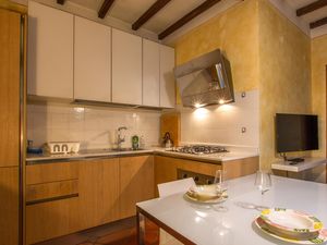 23758757-Ferienwohnung-4-Montespertoli-300x225-3