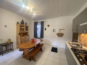 23370932-Ferienwohnung-4-Montferrer-300x225-4