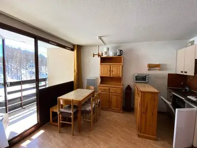 Ferienwohnung für 7 Personen (34 m²) in Montgenèvre 1/10