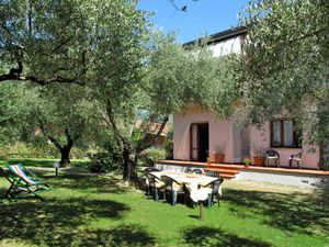 Ferienwohnung für 8 Personen (110 m²) in Montignoso