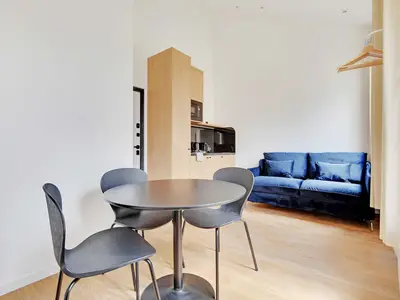 DiningRoom