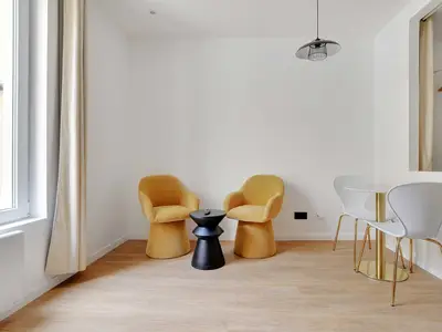 DiningRoom