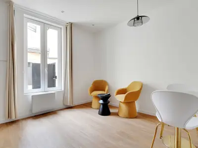 DiningRoom