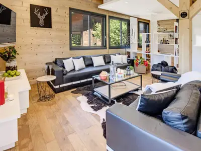 Ferienwohnung für 13 Personen (240 m²) in Montriond 1/10