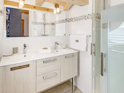 Ferienwohnung für 13 Personen (240 m²) in Montriond 9/10