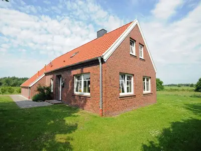 Ferienwohnung für 8 Personen (103 m²) in Moormerland 1/10