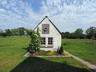 Ferienwohnung für 8 Personen (103 m²) in Moormerland 8/10