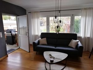 23917328-Ferienwohnung-2-Morbach-300x225-4