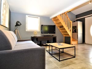 23763388-Ferienwohnung-5-Mornas-300x225-2