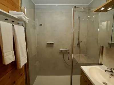Bad mit Dusche
