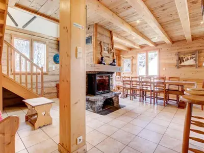 Ferienwohnung für 13 Personen (100 m²) in Morzine 1/10