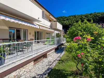 Ferienwohnung für 5 Personen (80 m²) in Moscenicka Draga 4/10